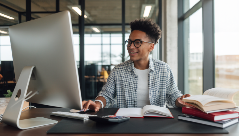 Freelance comptable en 2026 : astuces et liberté financière